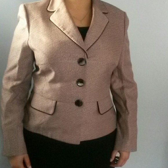 Evan Picone Dresses & Skirts - Beautiful Evan Picone Skirt Suit